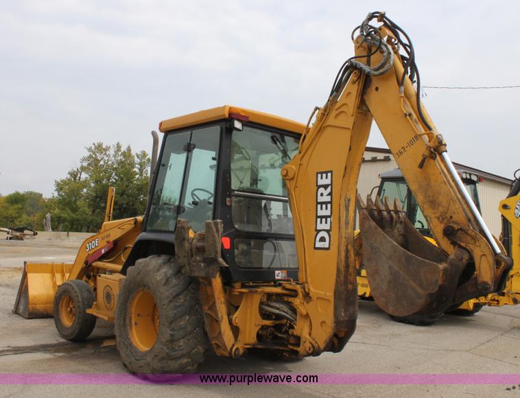image for item E4146 1998 John Deere 310E backhoe