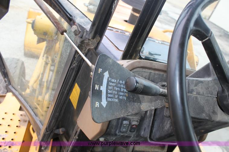 image for item E4146 1998 John Deere 310E backhoe