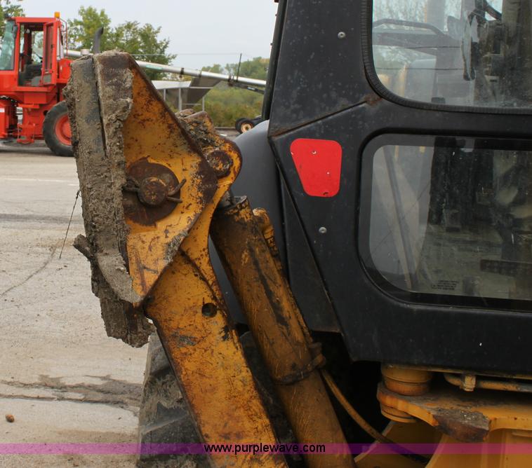 image for item E4146 1998 John Deere 310E backhoe