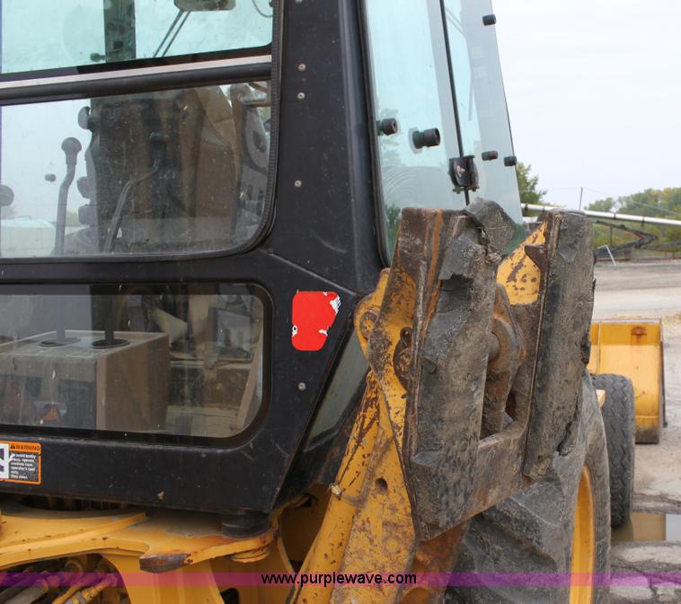 image for item E4146 1998 John Deere 310E backhoe