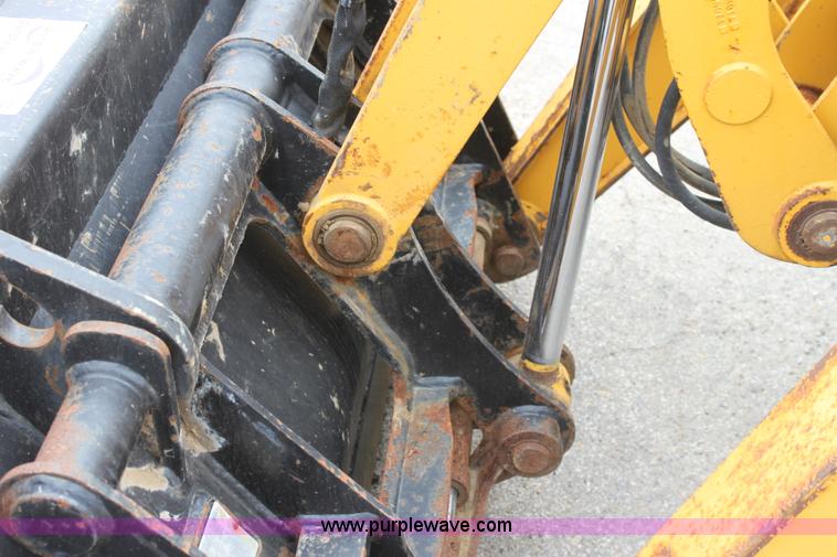 image for item E4147 2004 John Deere 310G backhoe