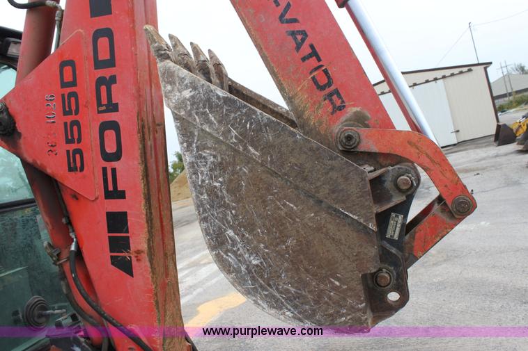 image for item E4149 1996 Ford 555D backhoe
