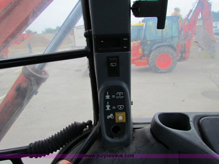 image for item E4150 2000 New Holland TS100 tractor