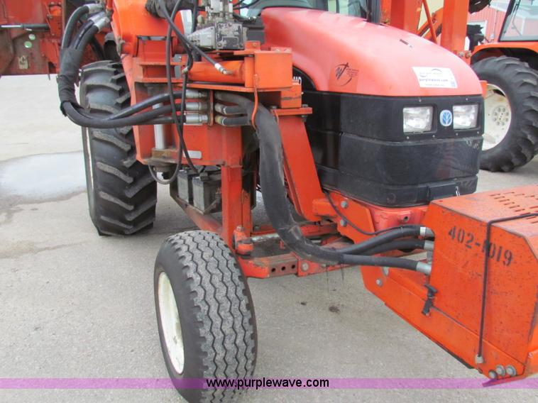 image for item E4150 2000 New Holland TS100 tractor