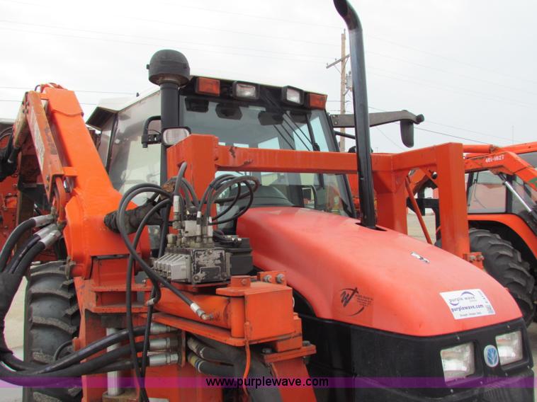 image for item E4150 2000 New Holland TS100 tractor