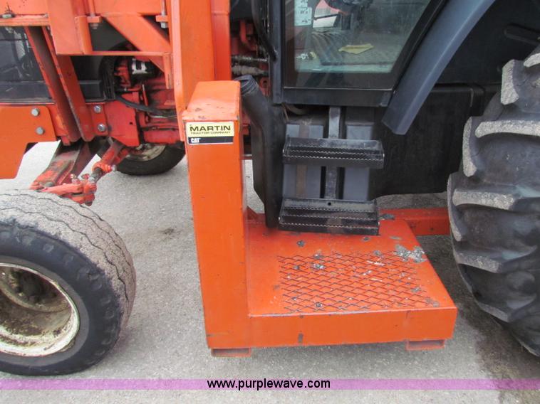 image for item E4150 2000 New Holland TS100 tractor