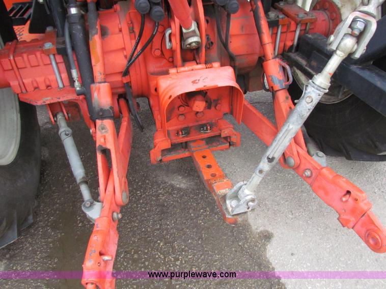 image for item E4150 2000 New Holland TS100 tractor