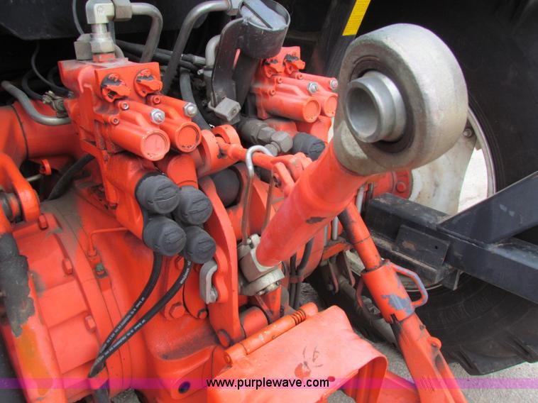 image for item E4150 2000 New Holland TS100 tractor