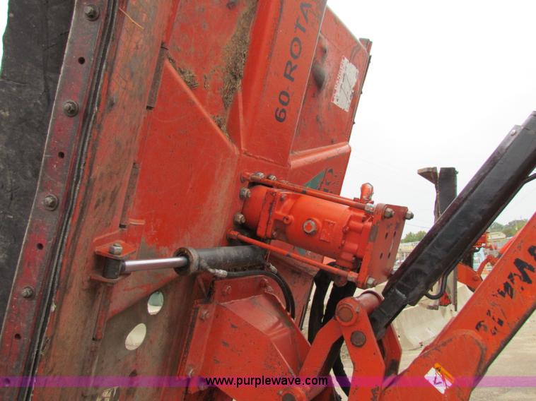 image for item E4150 2000 New Holland TS100 tractor