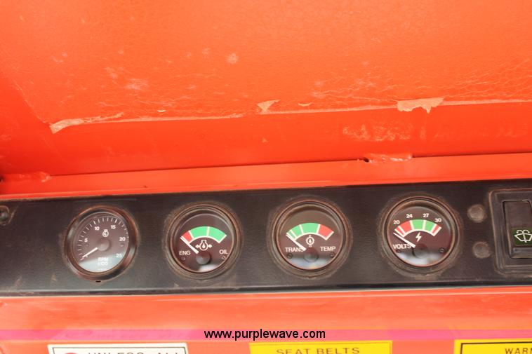 image for item E4153 1996 Case 621B wheel loader