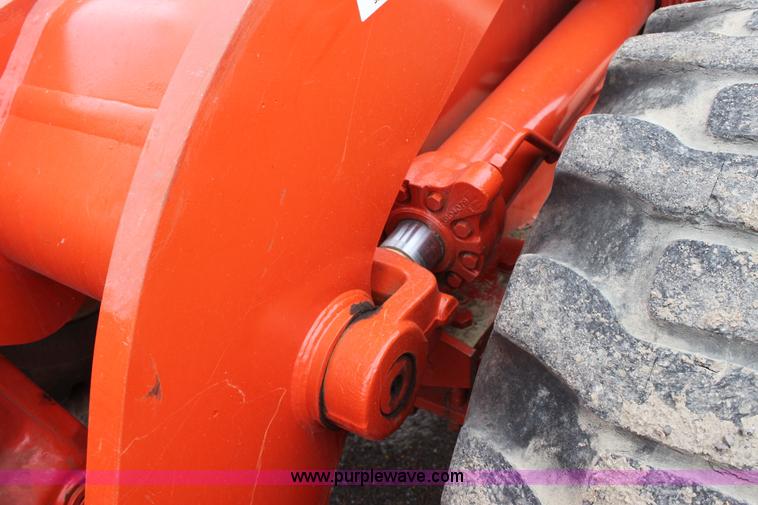 image for item E4153 1996 Case 621B wheel loader