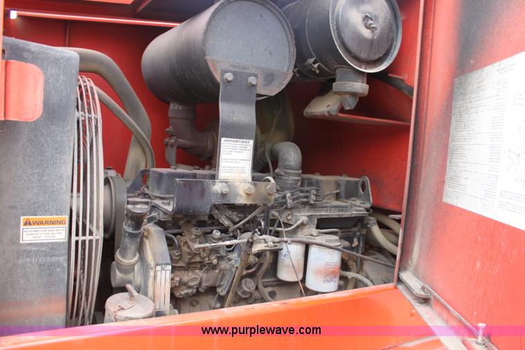 image for item E4153 1996 Case 621B wheel loader