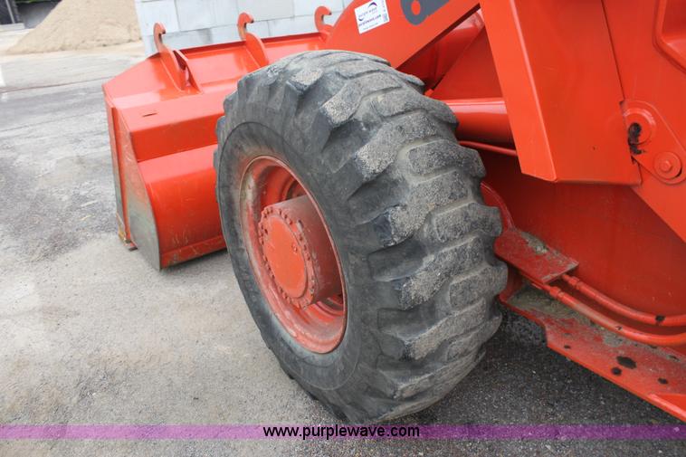 image for item E4153 1996 Case 621B wheel loader