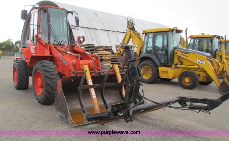 image for item E4160 1996 Fiat-Allis FR90 wheel loader