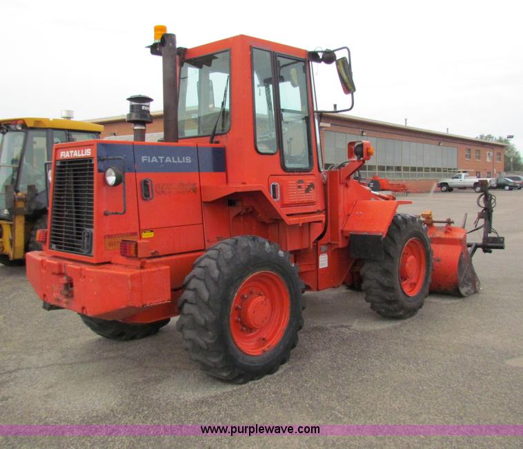 image for item E4160 1996 Fiat-Allis FR90 wheel loader