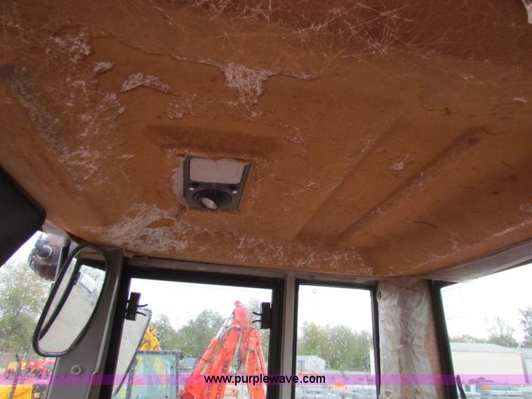 image for item E4160 1996 Fiat-Allis FR90 wheel loader