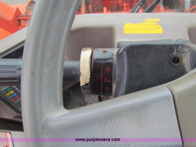 image for item E4160 1996 Fiat-Allis FR90 wheel loader