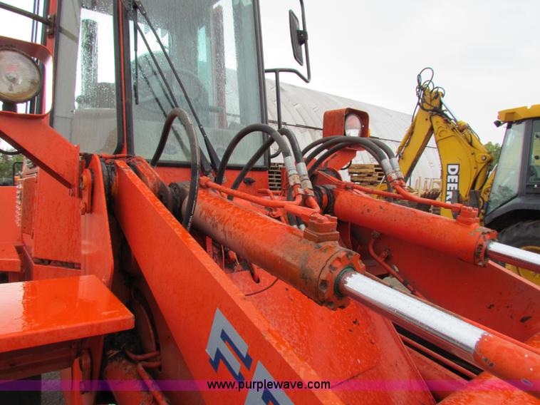 image for item E4160 1996 Fiat-Allis FR90 wheel loader