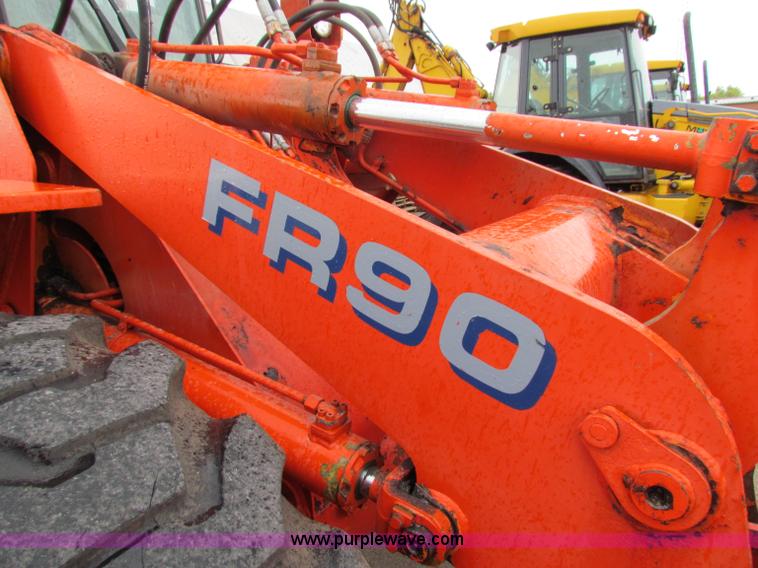 image for item E4160 1996 Fiat-Allis FR90 wheel loader