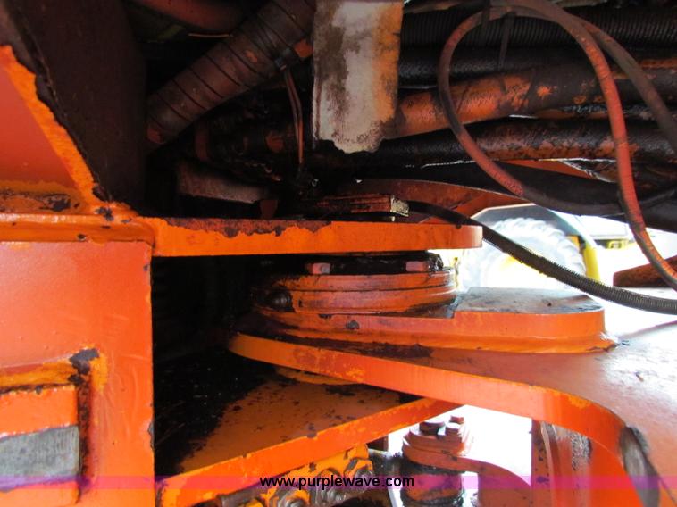 image for item E4160 1996 Fiat-Allis FR90 wheel loader