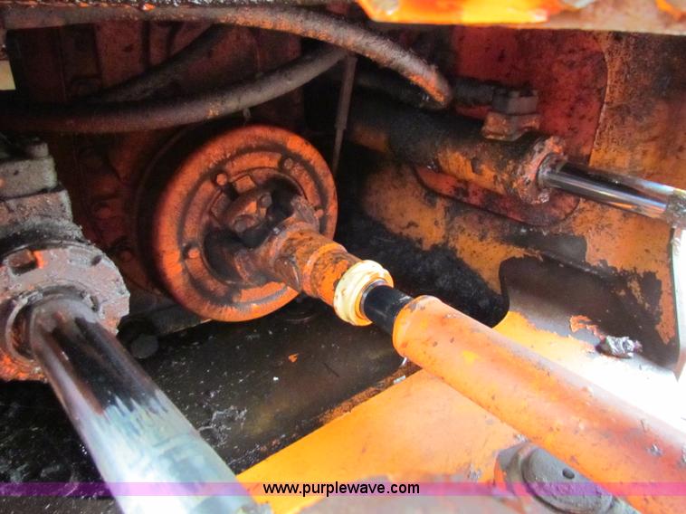 image for item E4160 1996 Fiat-Allis FR90 wheel loader