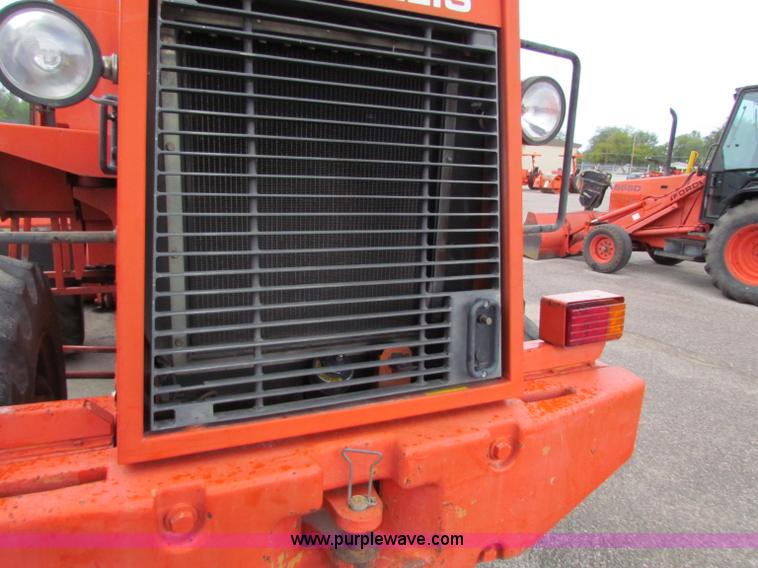 image for item E4160 1996 Fiat-Allis FR90 wheel loader