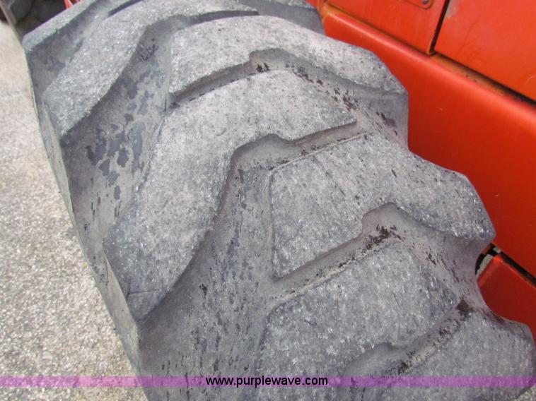 image for item E4160 1996 Fiat-Allis FR90 wheel loader