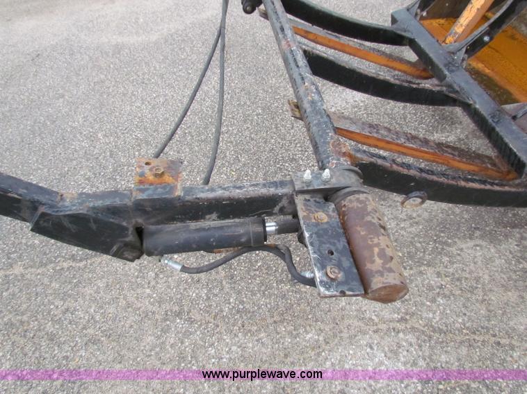 image for item E4160 1996 Fiat-Allis FR90 wheel loader