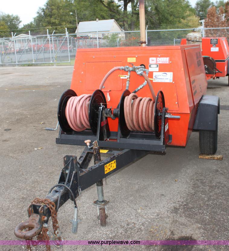 image for item E4162 1998 Atlas Copco XAS 90 JD air compressor