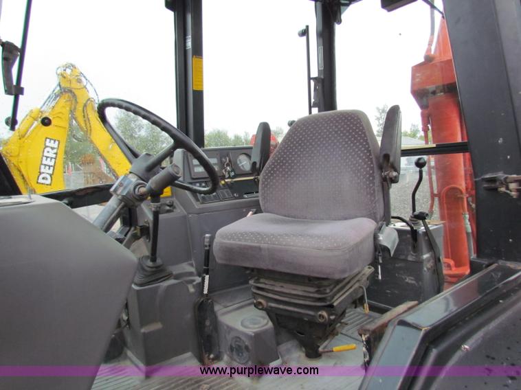 image for item E4164 1996 Ford 555D backhoe