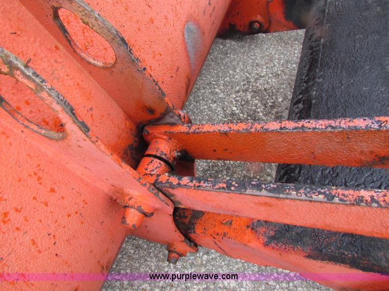 image for item E4164 1996 Ford 555D backhoe