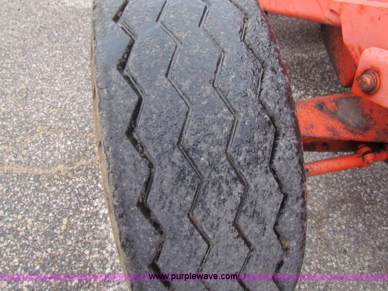 image for item E4164 1996 Ford 555D backhoe