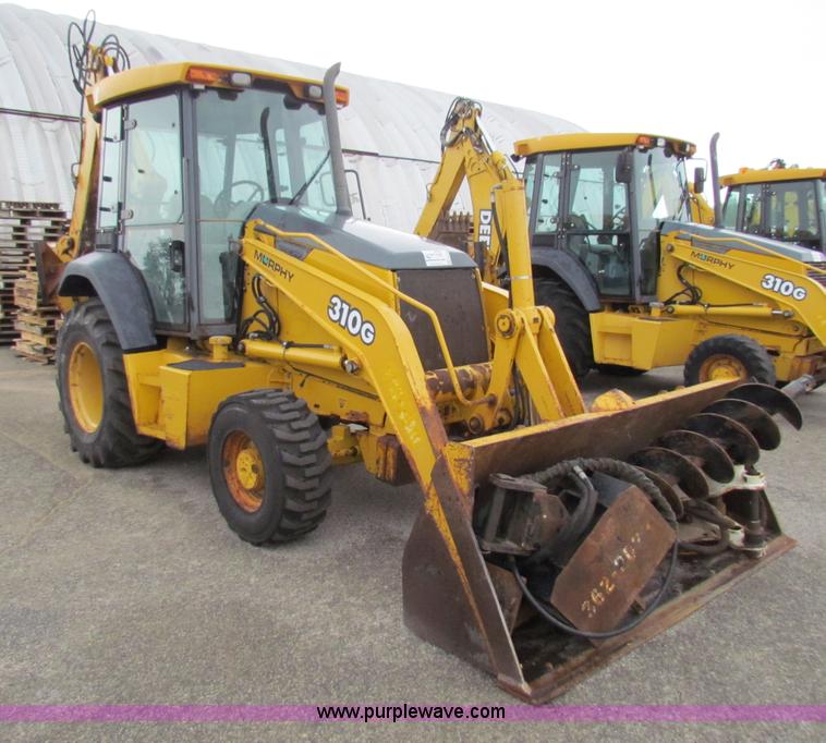 image for item E4165 2003 John Deere 310G backhoe