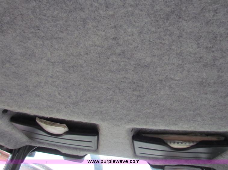 image for item E4165 2003 John Deere 310G backhoe