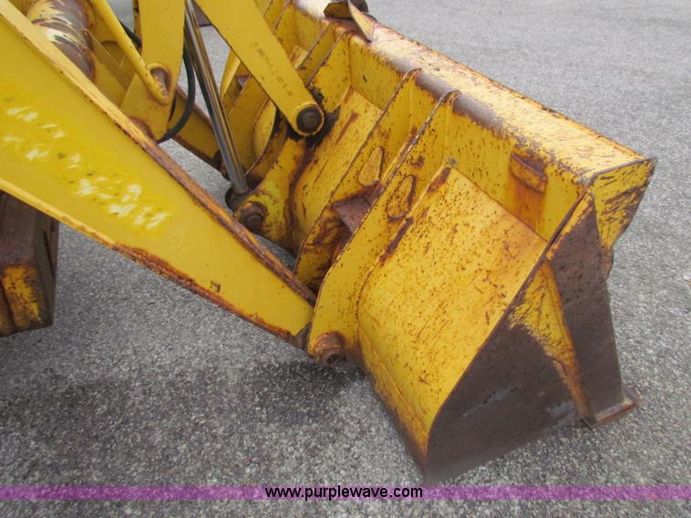 image for item E4165 2003 John Deere 310G backhoe