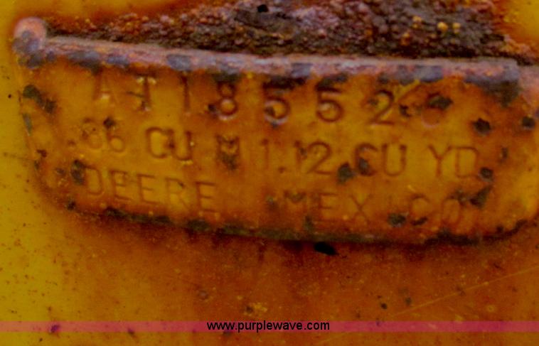 image for item E4165 2003 John Deere 310G backhoe