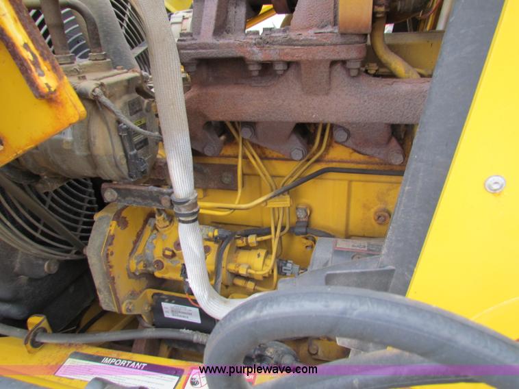 image for item E4165 2003 John Deere 310G backhoe