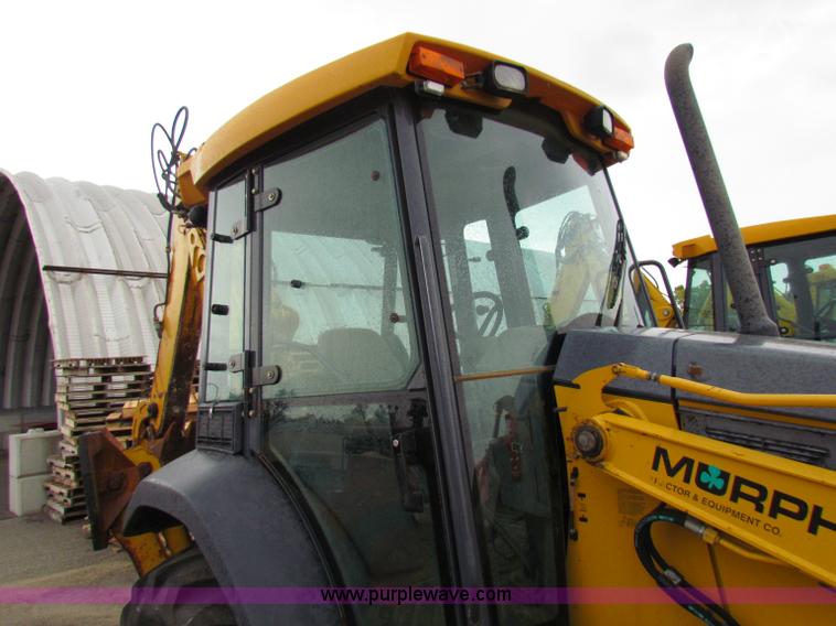 image for item E4165 2003 John Deere 310G backhoe