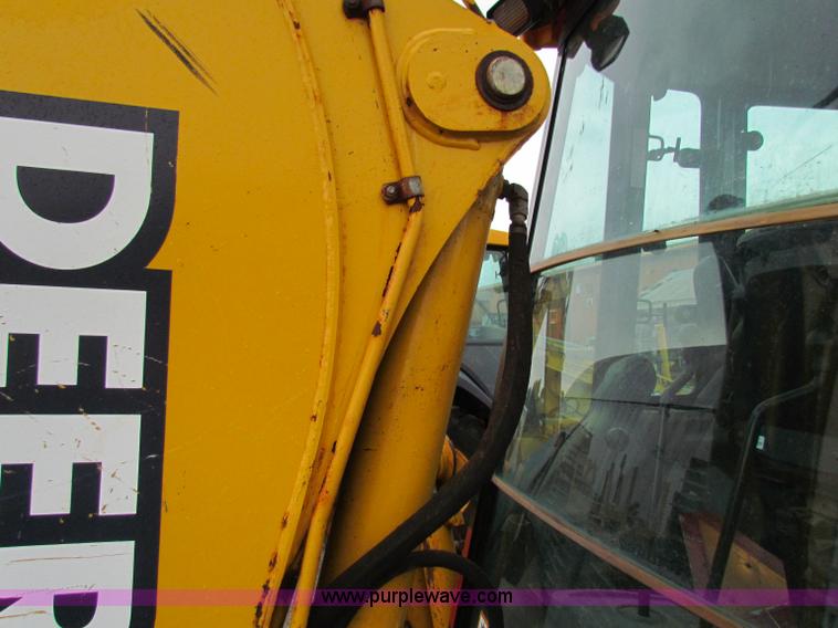 image for item E4165 2003 John Deere 310G backhoe