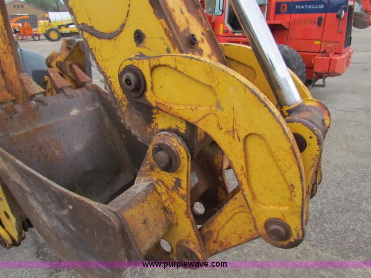 image for item E4165 2003 John Deere 310G backhoe
