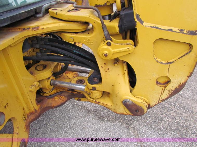 image for item E4165 2003 John Deere 310G backhoe