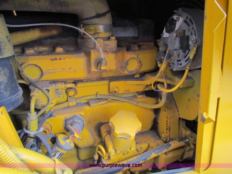 image for item E4166 1997 John Deere 310E backhoe