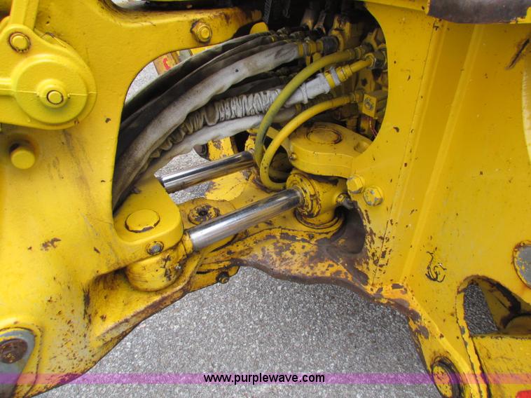 image for item E4166 1997 John Deere 310E backhoe