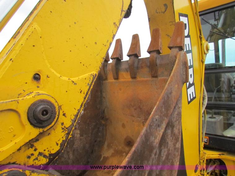 image for item E4166 1997 John Deere 310E backhoe
