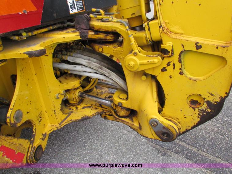 image for item E4166 1997 John Deere 310E backhoe