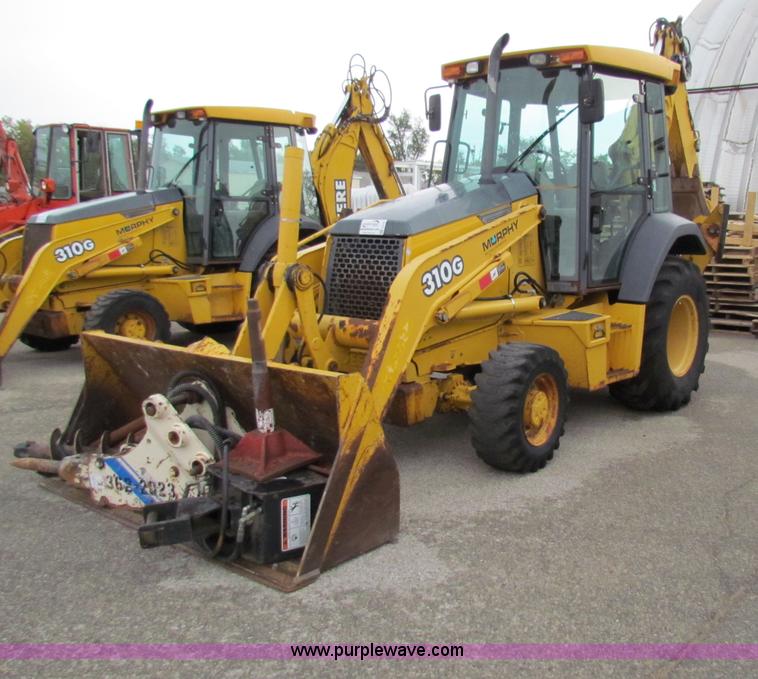image for item E4167 2003 John Deere 310G backhoe