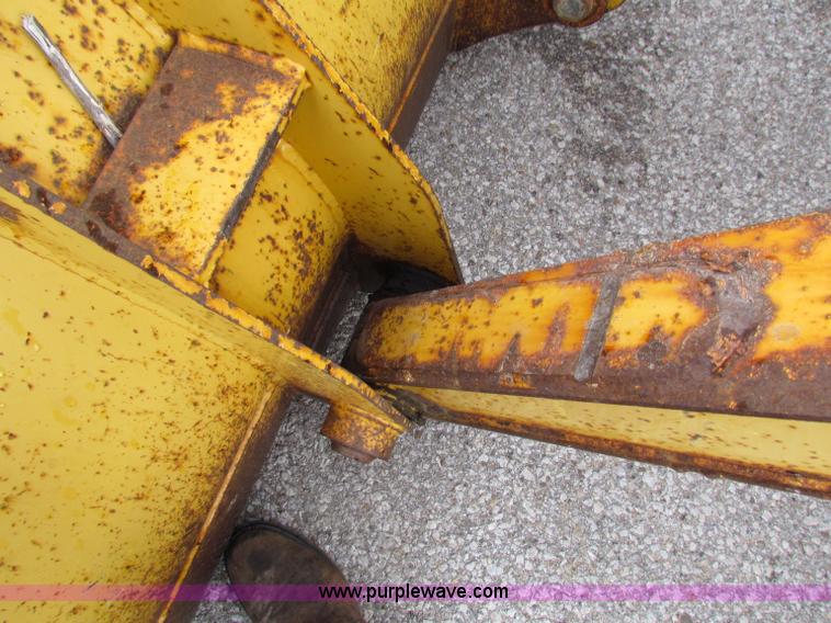 image for item E4167 2003 John Deere 310G backhoe