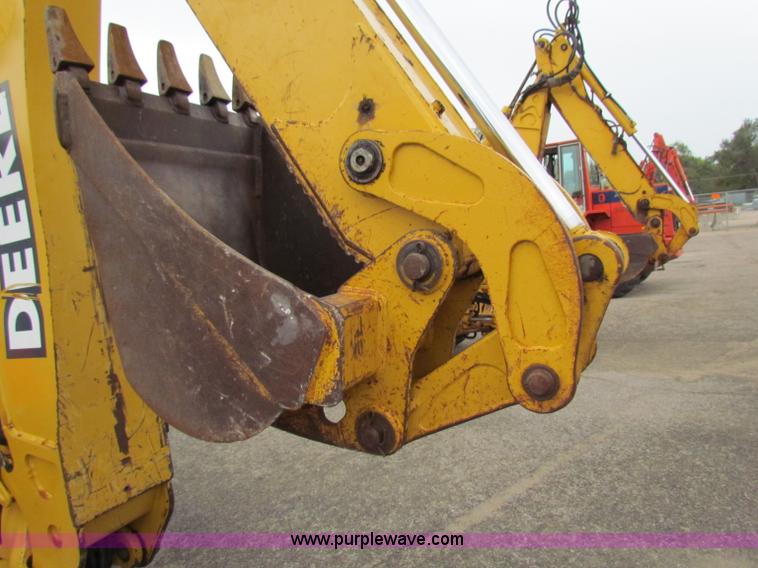 image for item E4167 2003 John Deere 310G backhoe