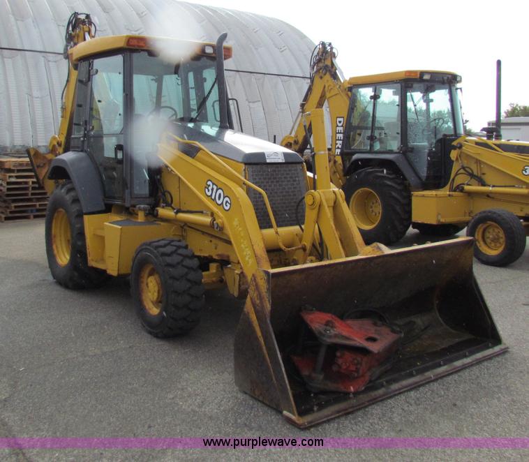 image for item E4168 2004 John Deere 310G backhoe