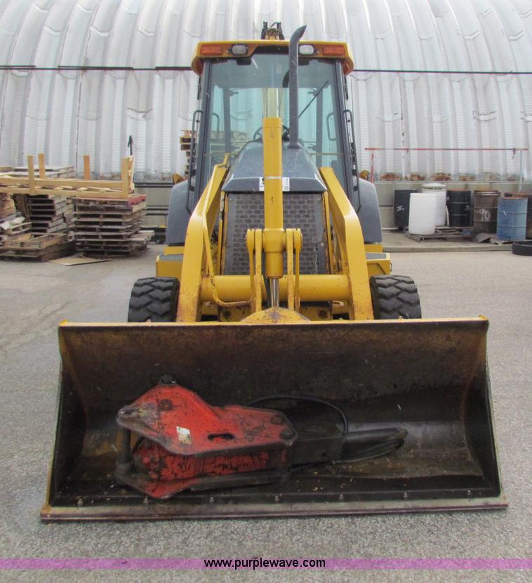 image for item E4168 2004 John Deere 310G backhoe